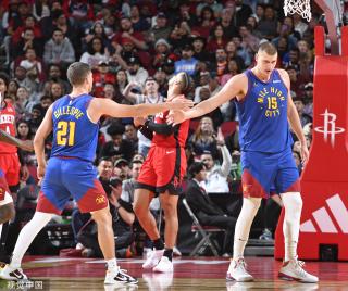 成为兰斯队 成为兰斯队