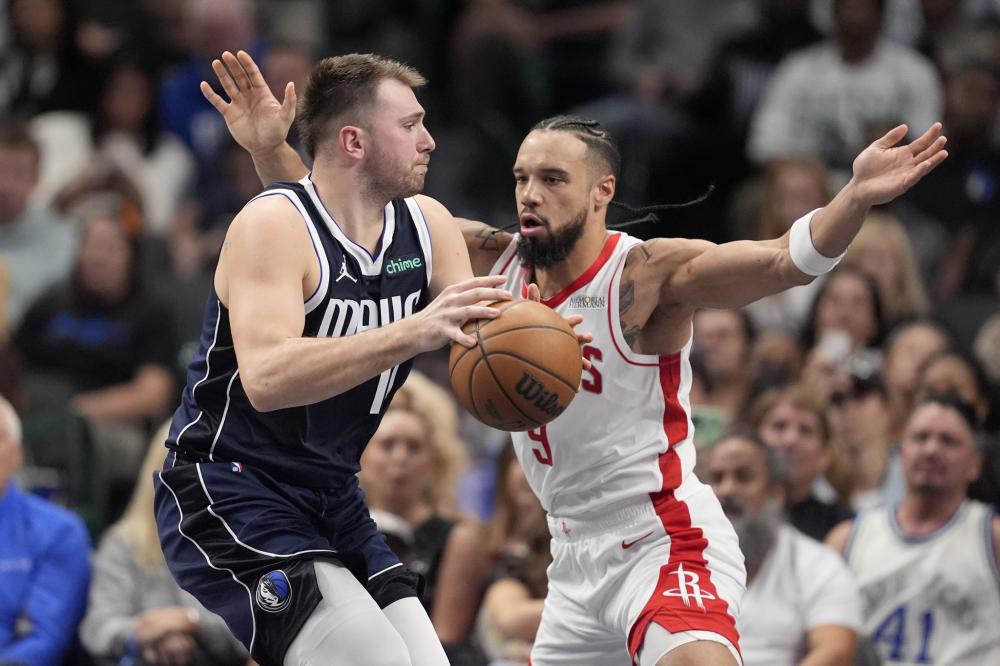 凭借其强大 凭借其强大