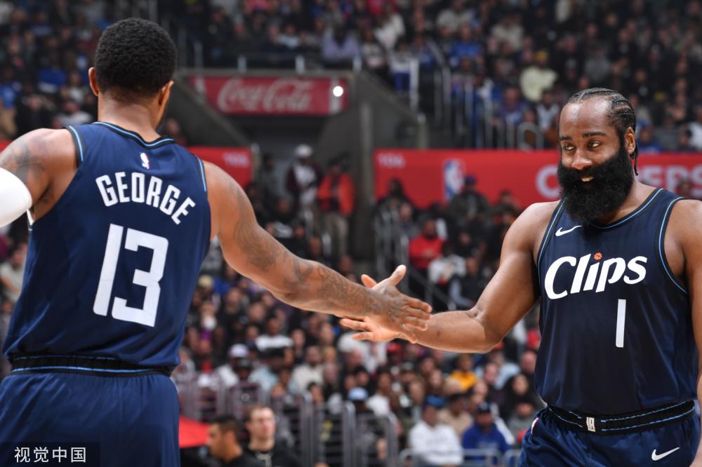 的表现则是 的表现则是