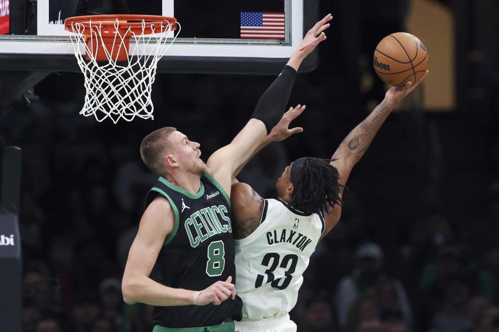 术型中场与 术型中场与